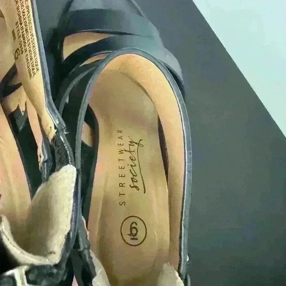 Streetwear Society Woman’s Black Heels Size 6 - Picture 6 of 7